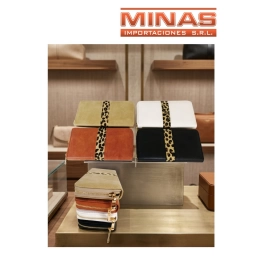 BILLETRA DETALLE ANIMAL PRINT, 4 COLORES.