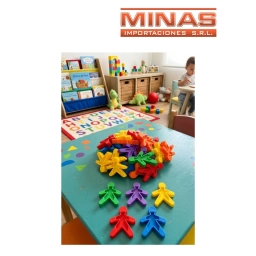 JUEGO DIDACTICO MU�ECOS ,DE ENCASTRE X 500 GR.