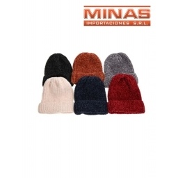 GORRO GRUESO CON DOBLEZ.