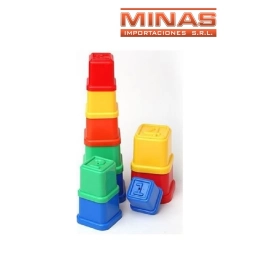 JUEGO APILABLE,CUBOS X  9 PCS, EN CAJA.