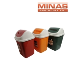 PAPELERA CON TAPA VAIVEN DE 38 CM X 23 CM, 3 COLORES.