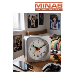 DESPERTADOR CLASICO CON LUZ Y ALARMA PROGRESIVA.