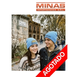 GORRO CELESTE.