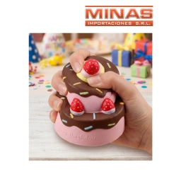 SQUISHY TORTA 11 X 9 CM